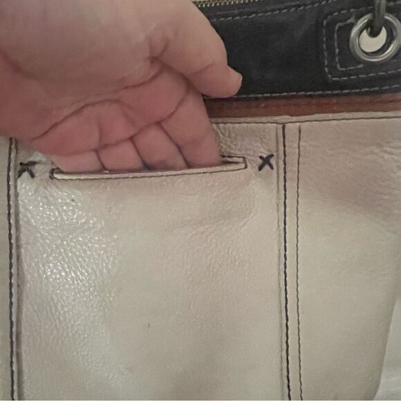 The Sak Kendra Cream Brown & Black Leather Crossbody Bag Shoulder Purse Top Zip - Picture 7 of 11